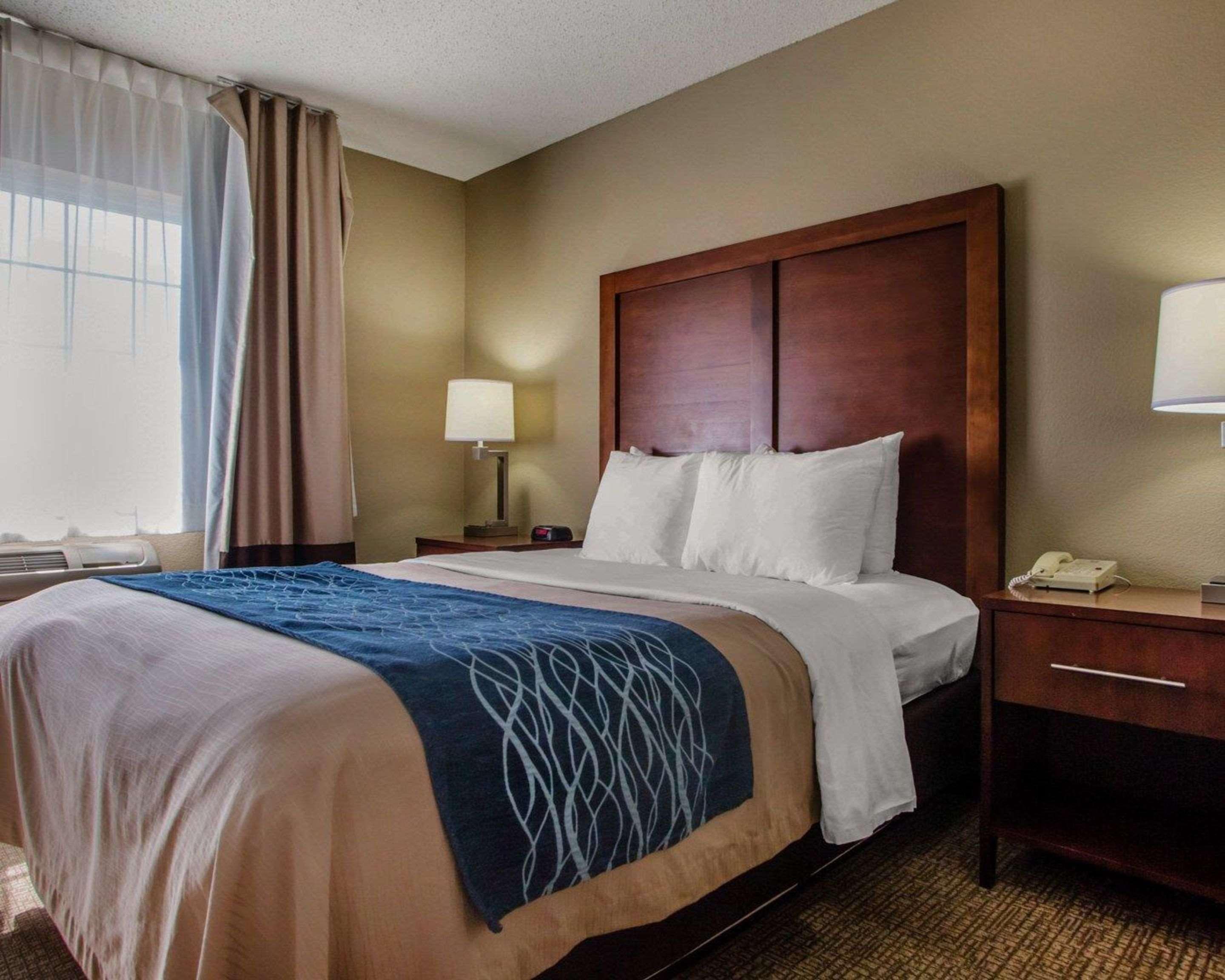 Comfort Inn & Suites Jackson - West Bend מראה חיצוני תמונה