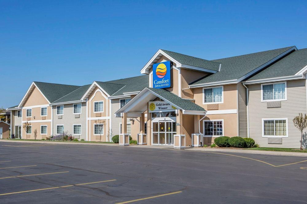 Comfort Inn & Suites Jackson - West Bend מראה חיצוני תמונה