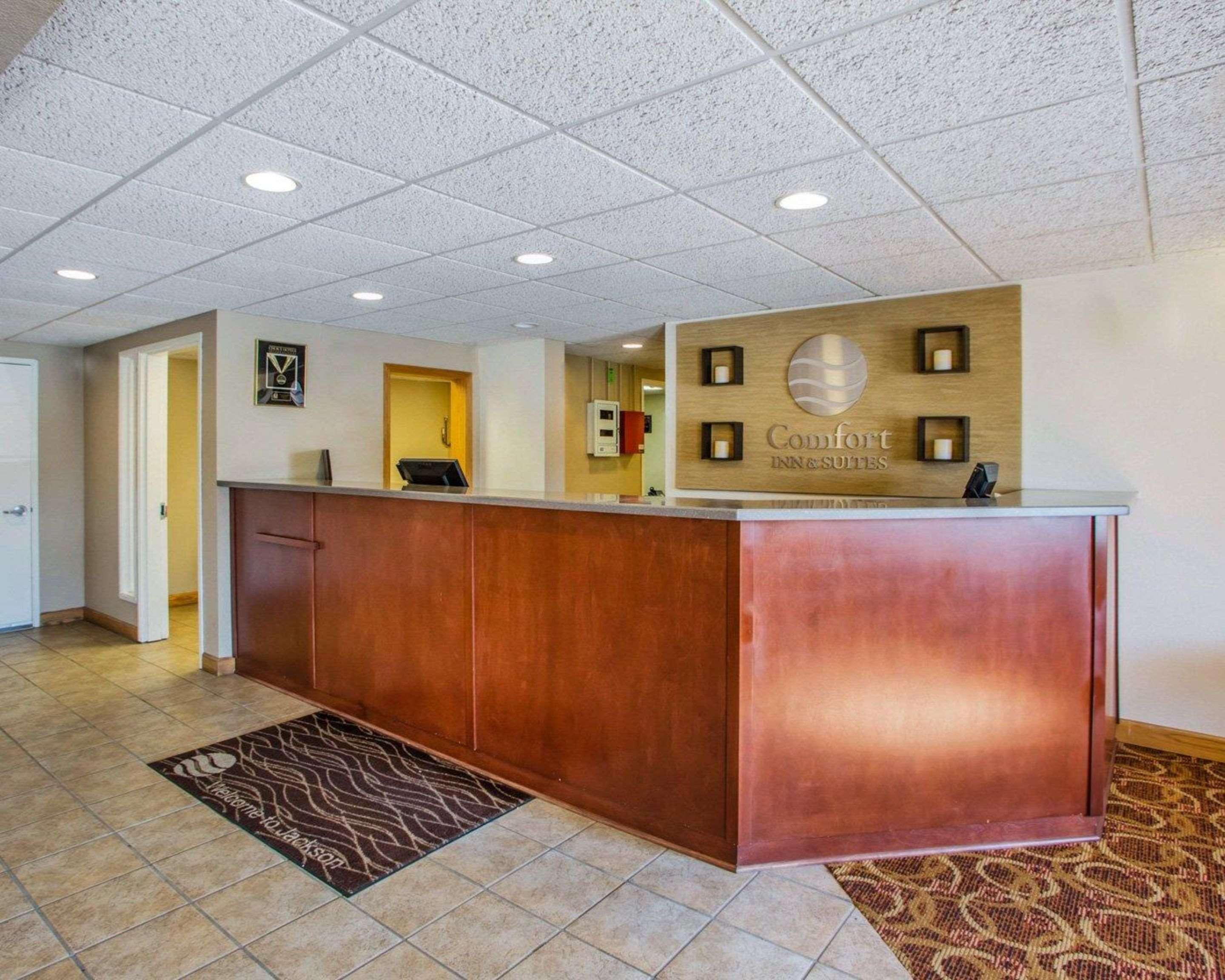 Comfort Inn & Suites Jackson - West Bend מראה חיצוני תמונה