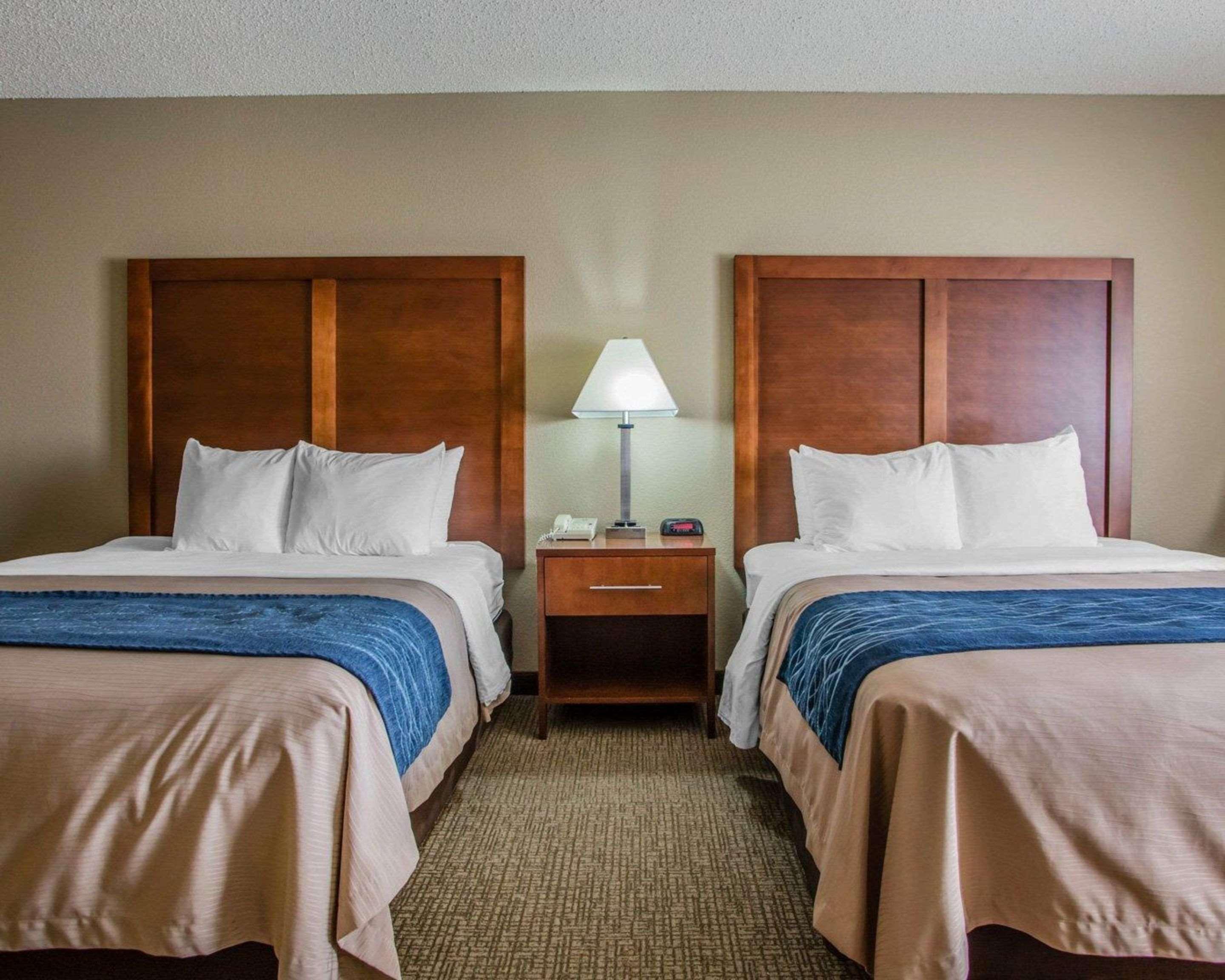 Comfort Inn & Suites Jackson - West Bend מראה חיצוני תמונה