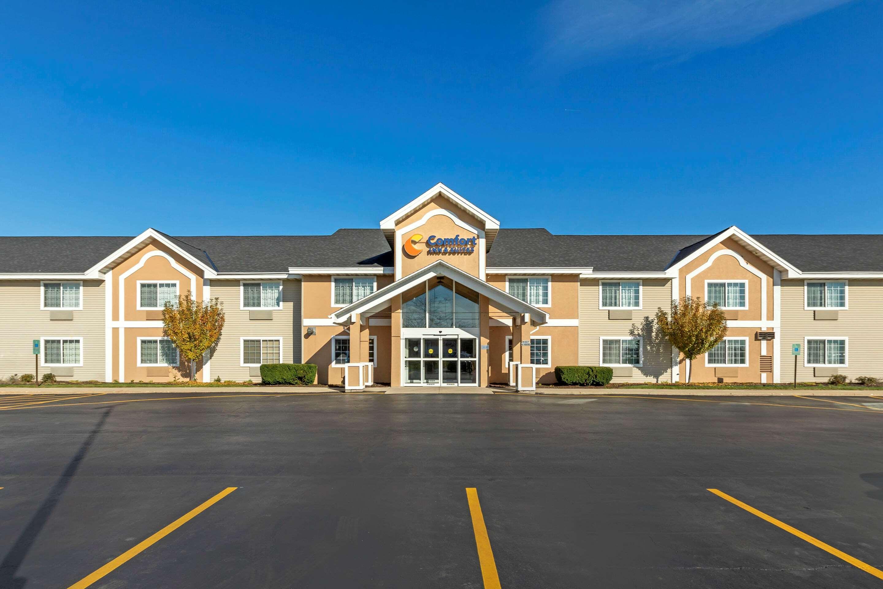 Comfort Inn & Suites Jackson - West Bend מראה חיצוני תמונה