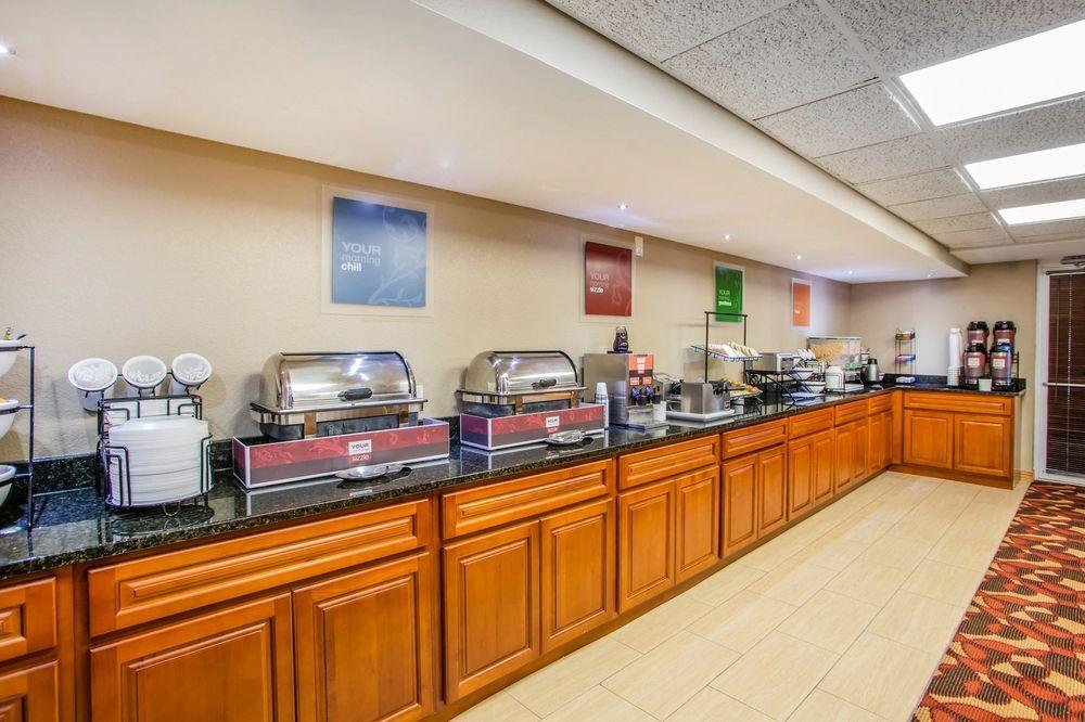 Comfort Inn & Suites Jackson - West Bend מראה חיצוני תמונה