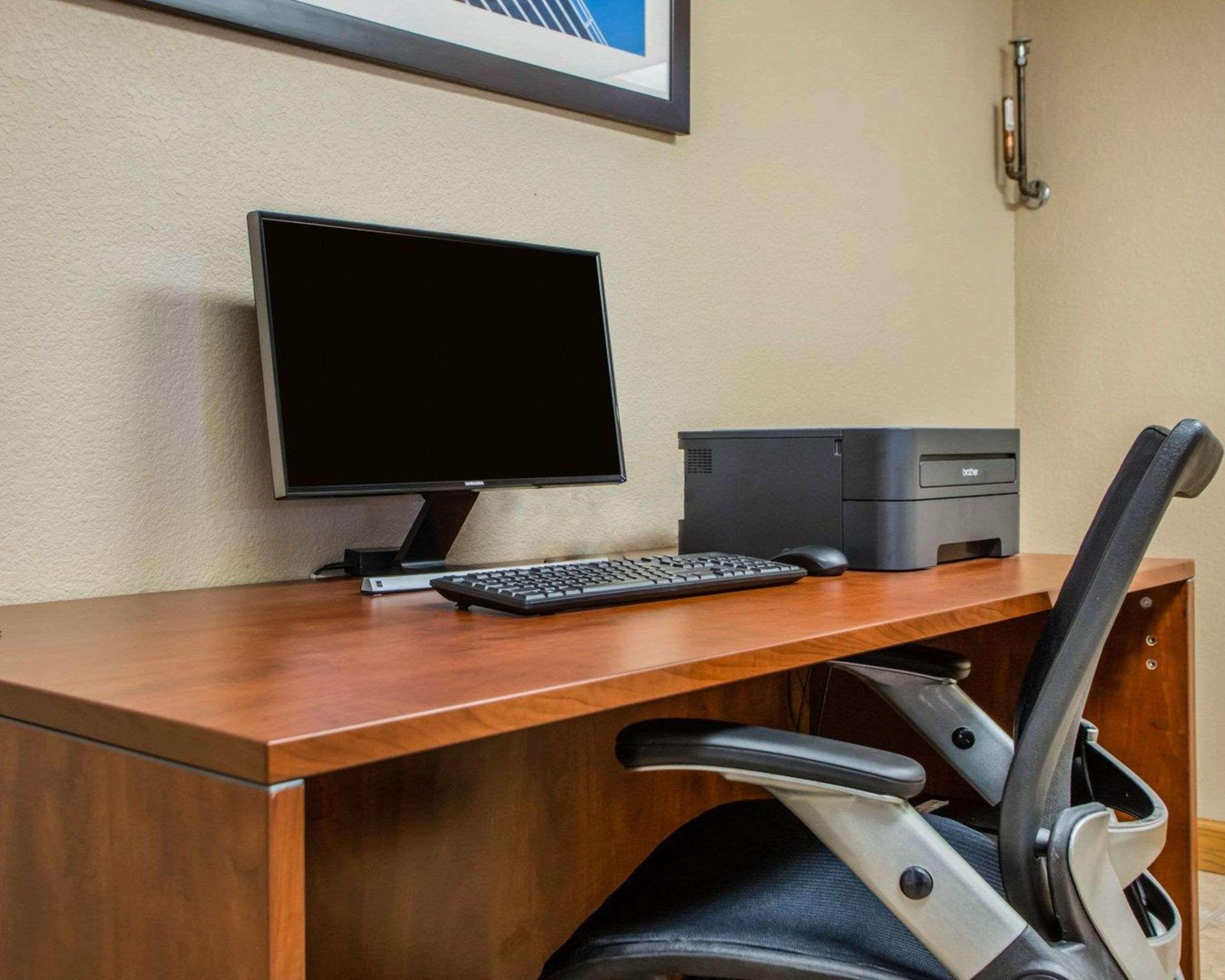 Comfort Inn & Suites Jackson - West Bend מראה חיצוני תמונה