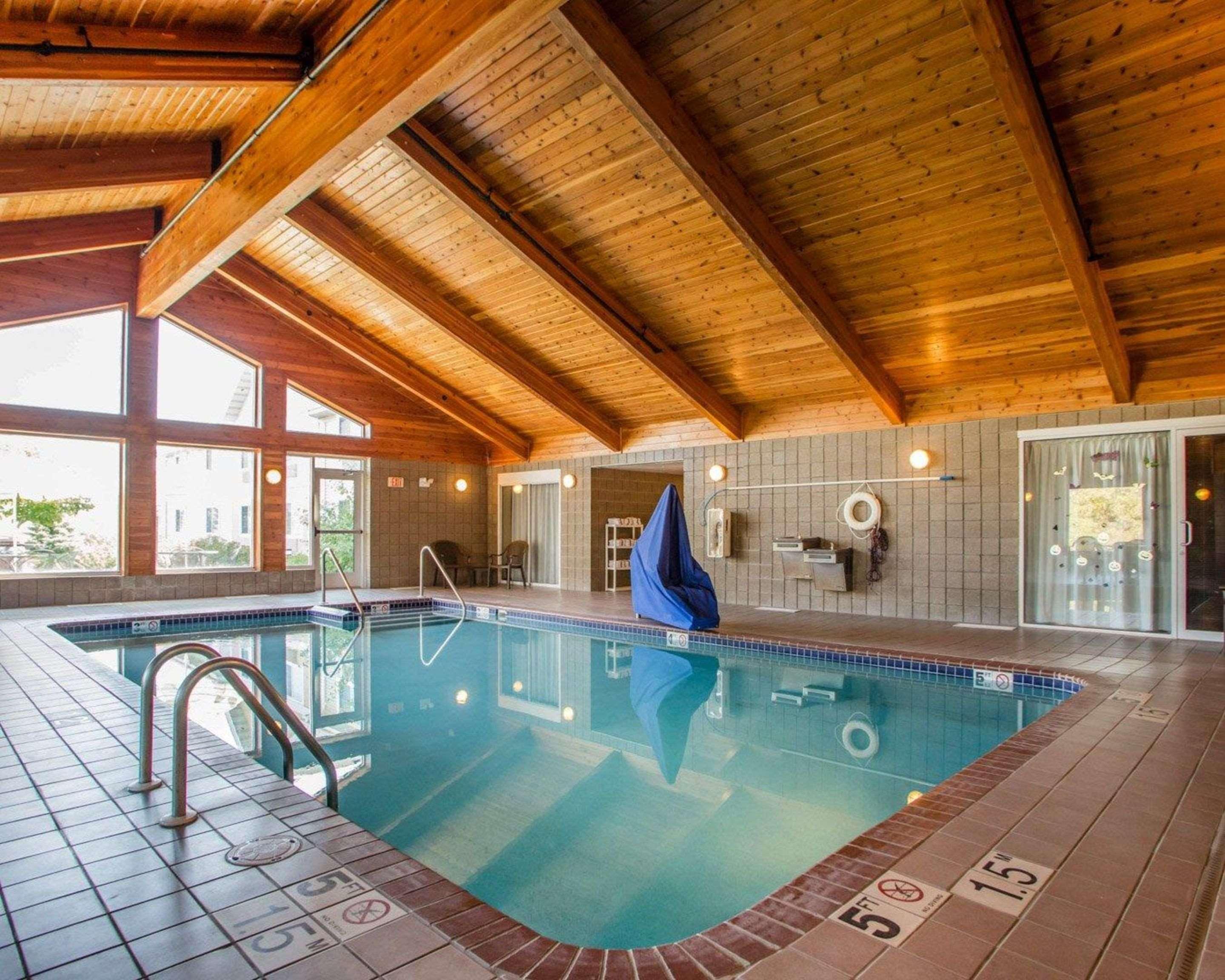 Comfort Inn & Suites Jackson - West Bend מראה חיצוני תמונה